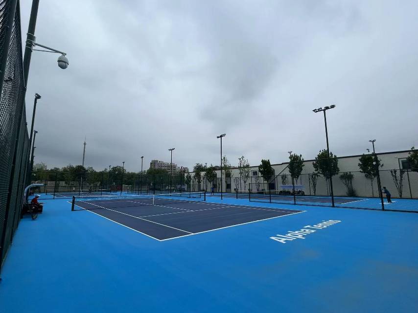 体坛体育园棒垒球场位于北京市昌平区兰各庄村8号,可在网球地图查看北京市网球场订场方式。提供室外场、硬地场等场地。参考起价80元/小时起。
